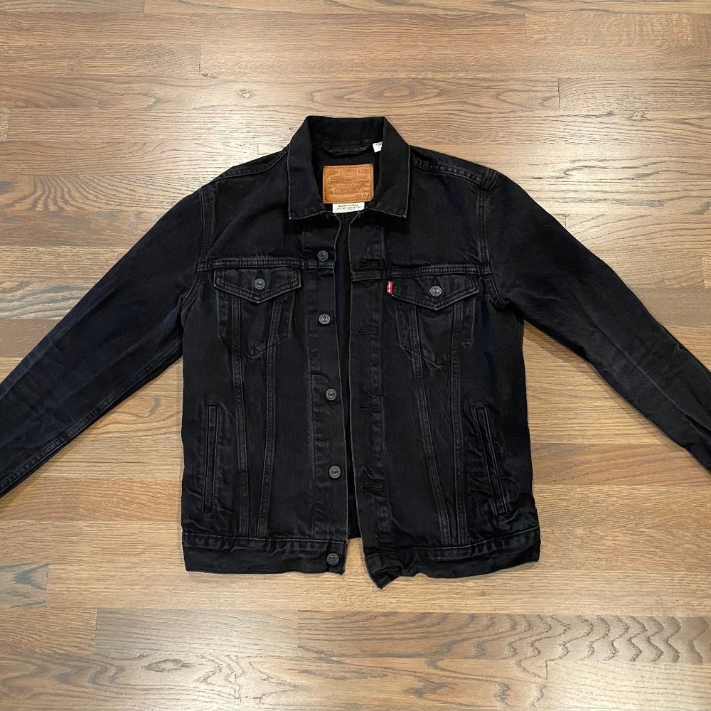 Levi's Premium Denim Trucker Jacket, Men's Medium
